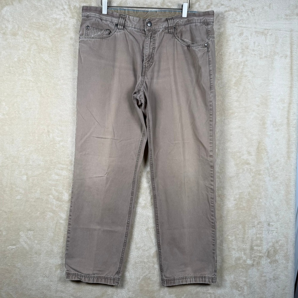 Columbia Mens Omni-Shield Khaki Jeans Size 38x32 Hiking Outdoor Travel Rugged‎